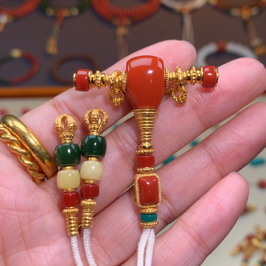 南红玛瑙未镶嵌颈饰