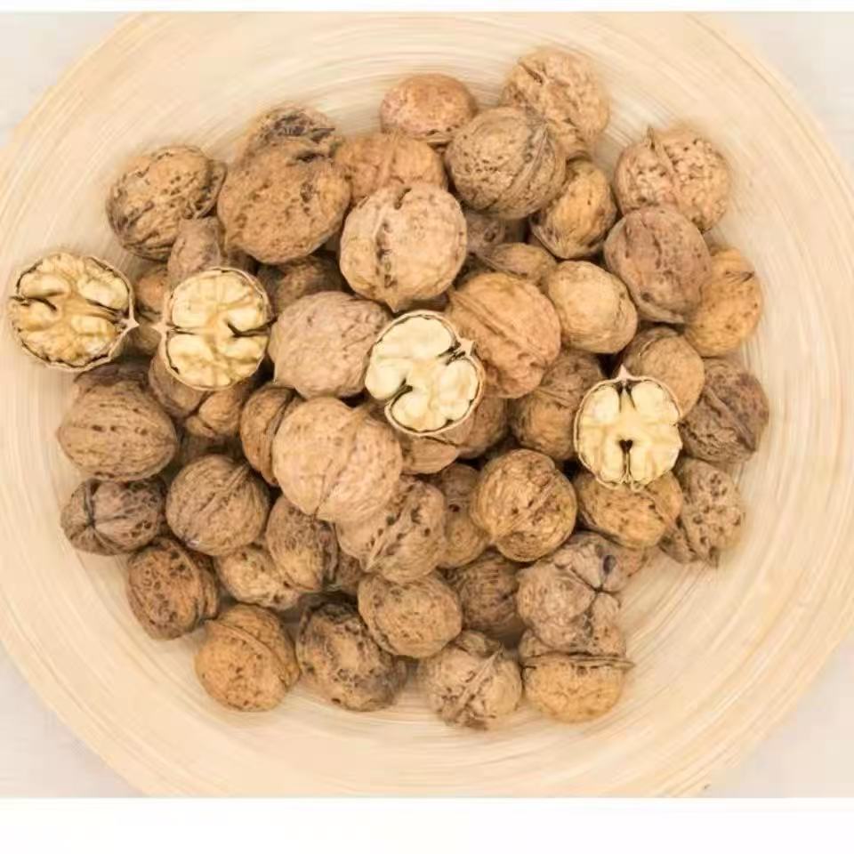 云南下山薄皮核桃