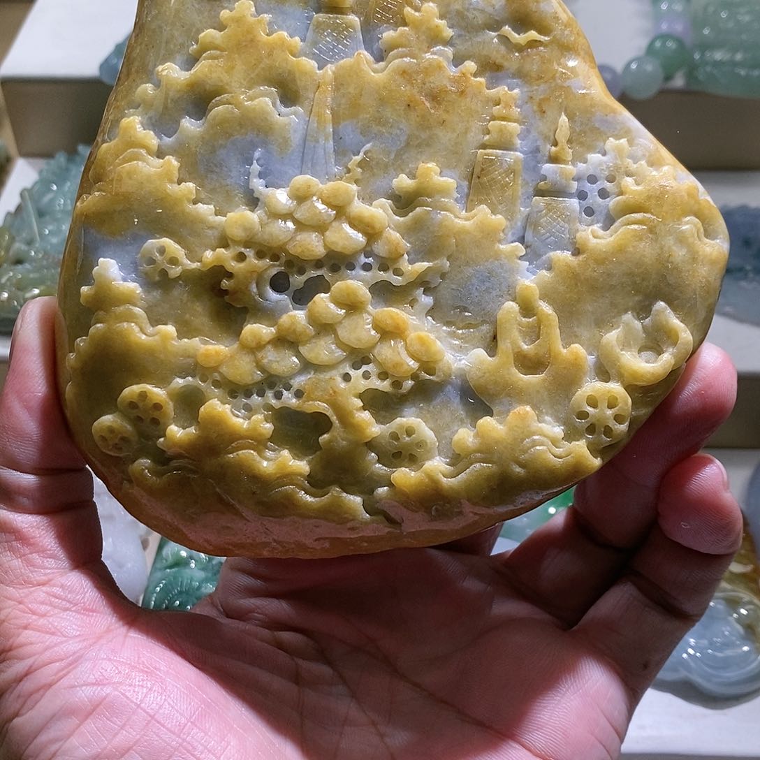 【闪购商品】翡翠颈饰未镶嵌111111111111111