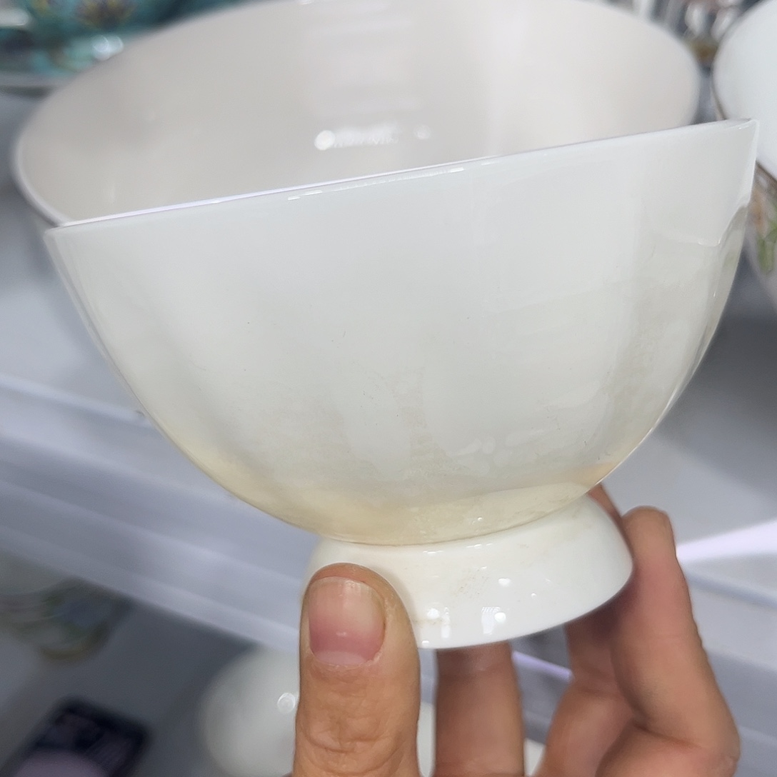 瓷片白色碗六个微瑕