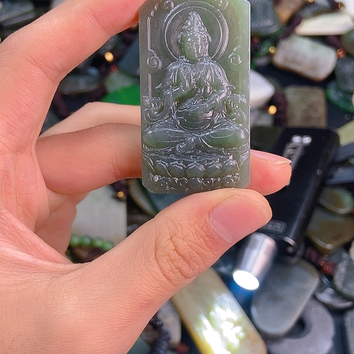 颈饰未镶嵌和田玉