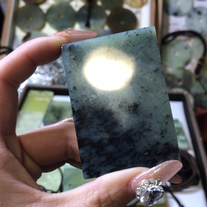 岫玉岫玉挂件未镶嵌