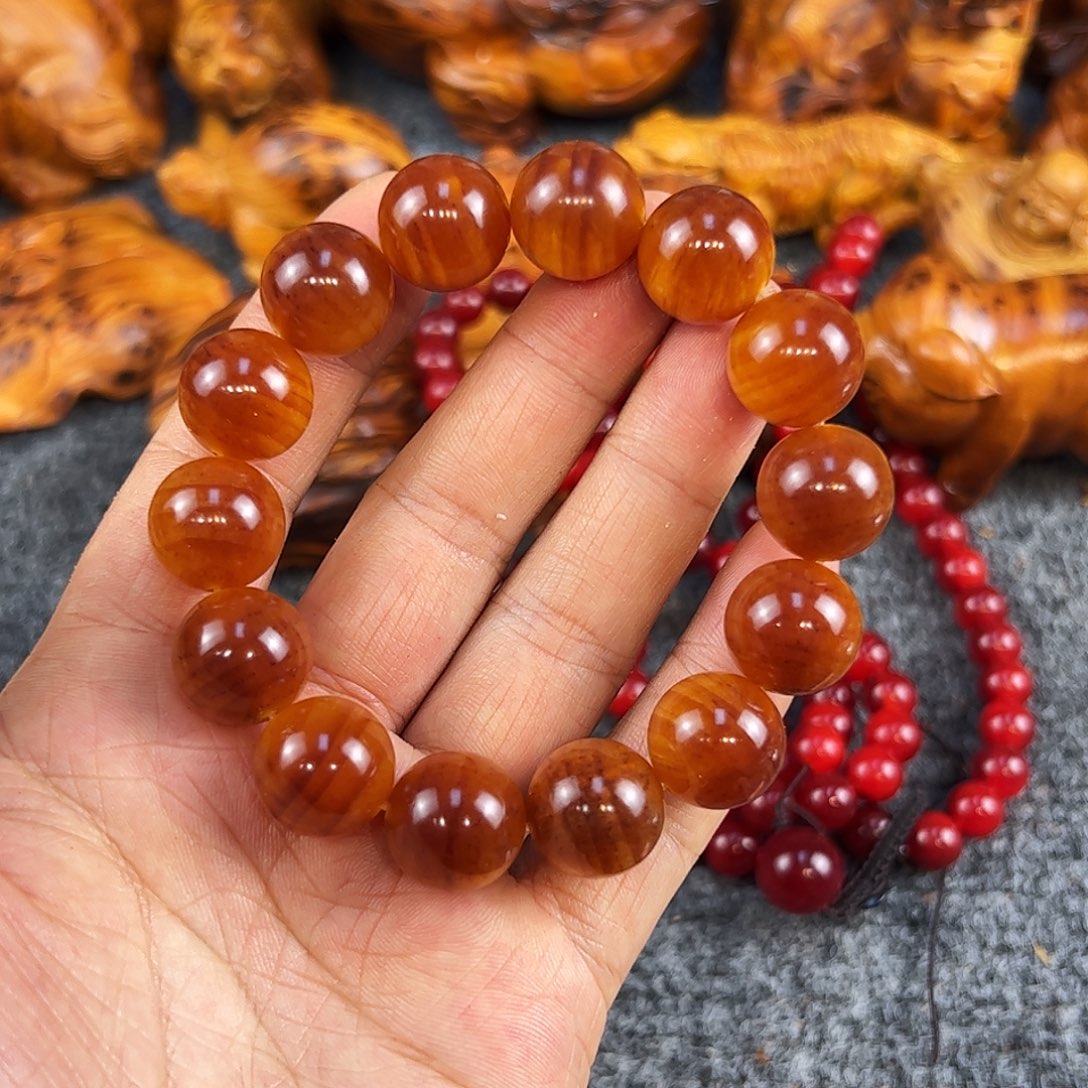 柏木15太行崖松黑金冰种玉化