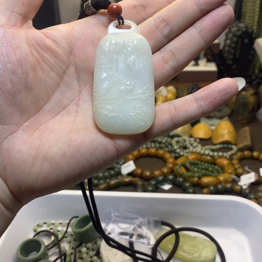 未镶嵌和田玉车挂多样性随机发一