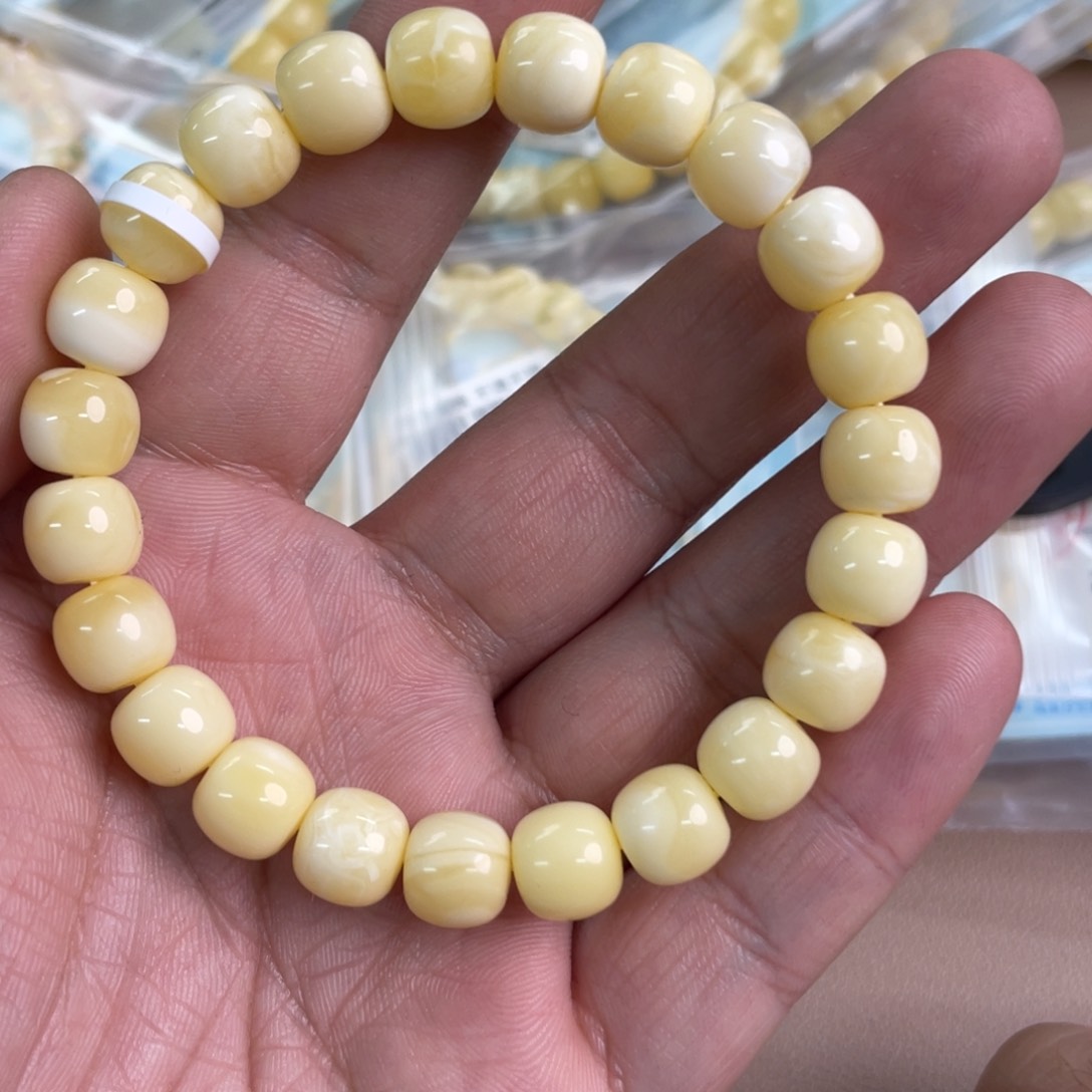 琥珀裸石未镶嵌123000000000