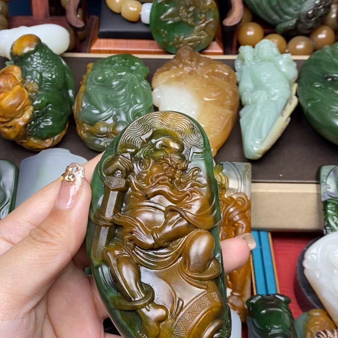 和田玉颈饰未镶嵌用****9