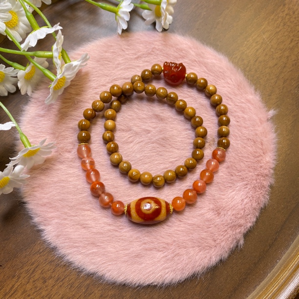 玛瑙红肉猫三手串时尚个性设计双圈