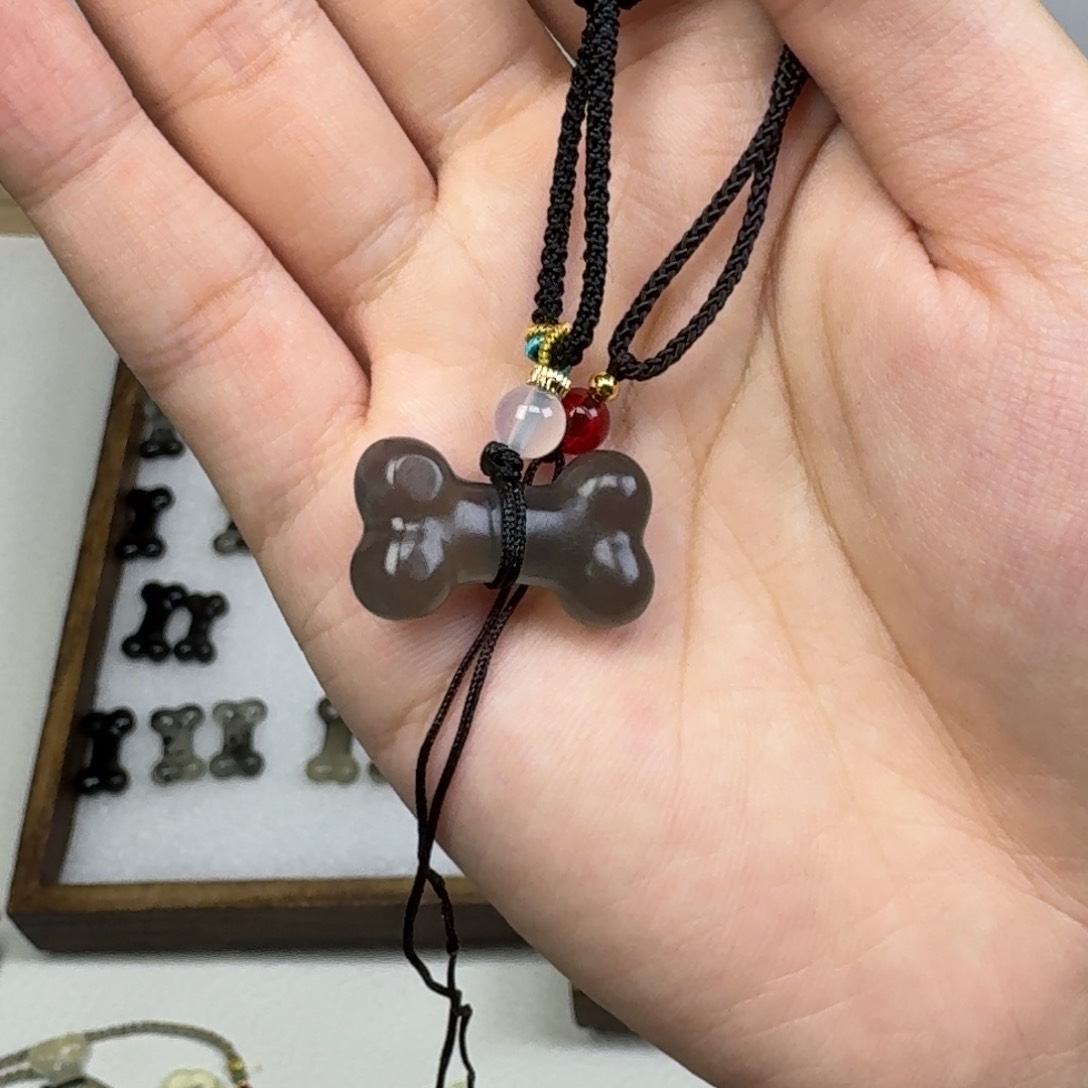 蛇纹石玉吊坠未镶嵌M*