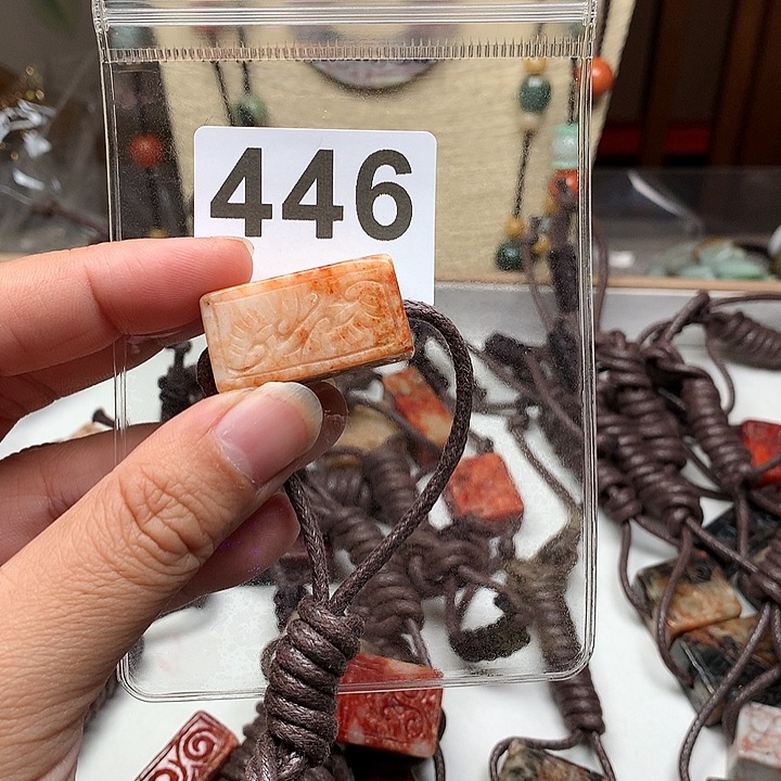 翡翠颈饰未镶嵌范*荣翡翠