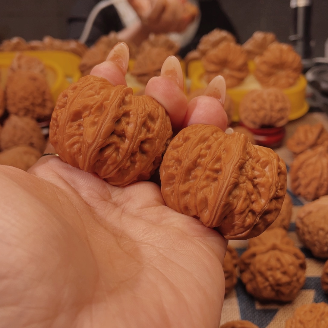 吊坠文玩核桃43元宝26