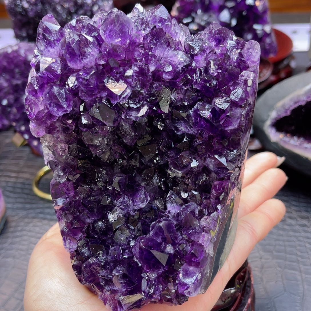 紫晶大型摆件（非配饰）未镶嵌