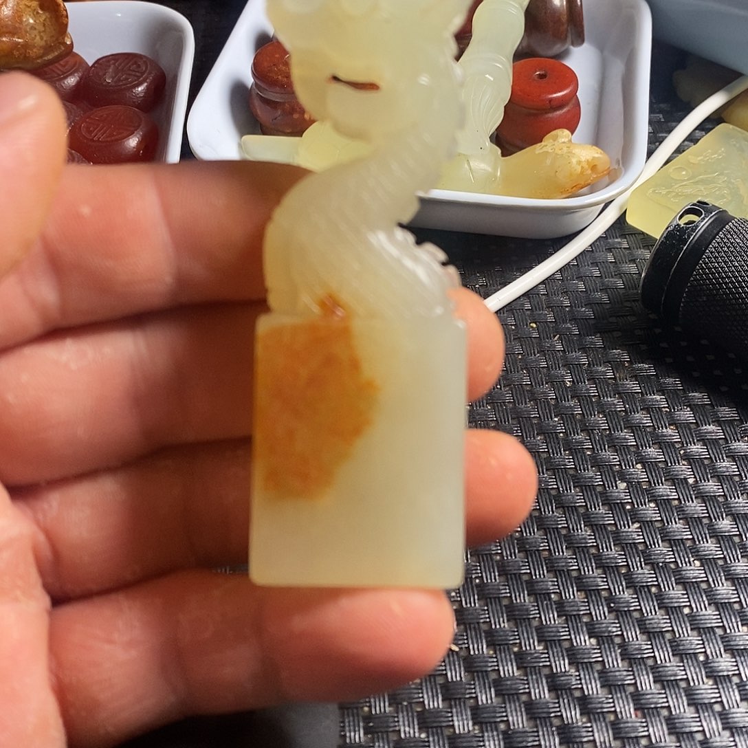 蛇纹石玉合金颈饰
