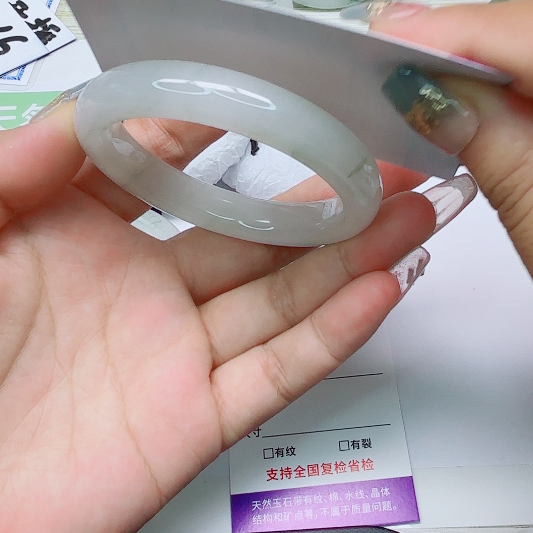 未镶嵌手镯石英质玉35/54