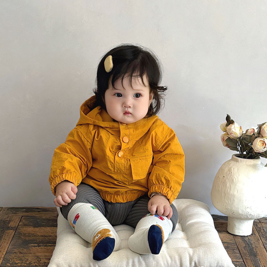 儿童洋气防风外套2025新款韩版男女宝宝春秋连帽套头时尚夹克风衣