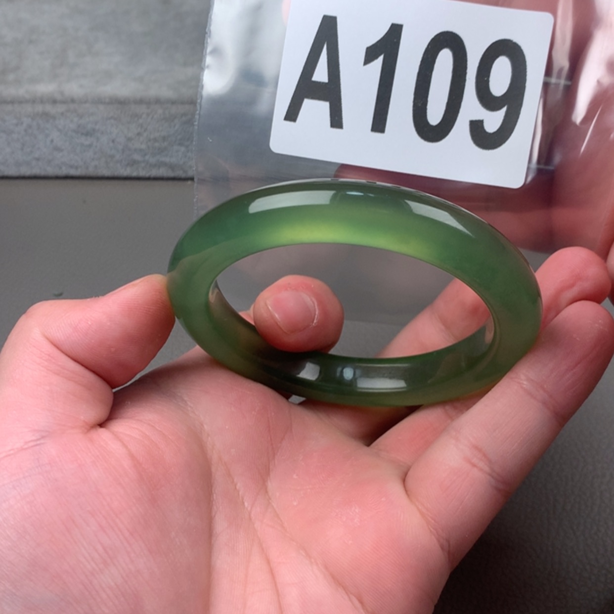 【闪购商品】未镶嵌蛇纹石玉岫玉