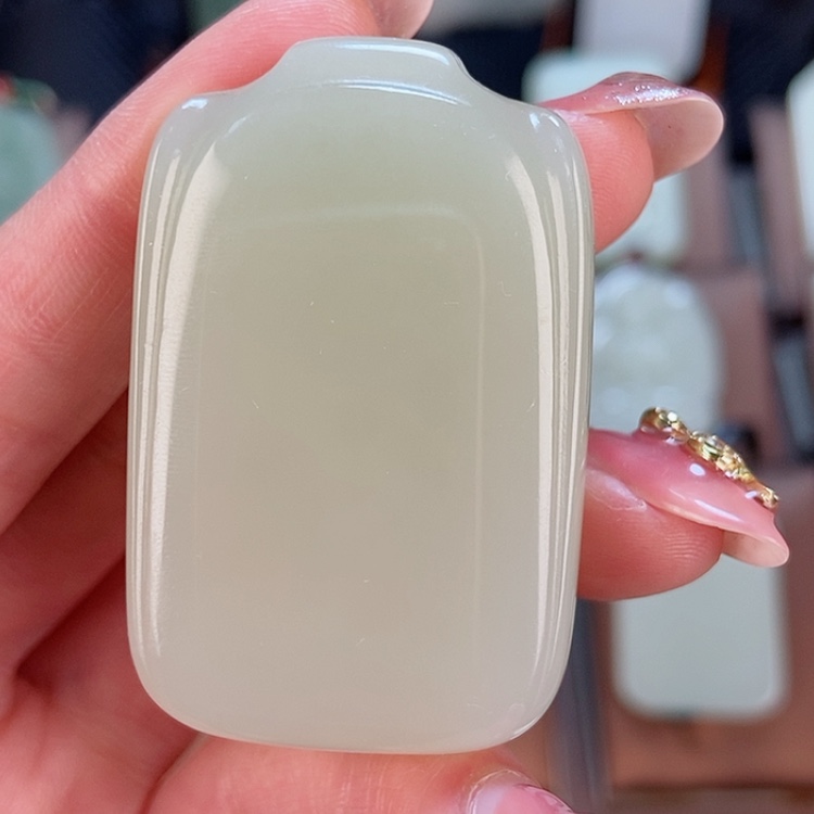 【闪购商品】和田玉颈饰未镶嵌