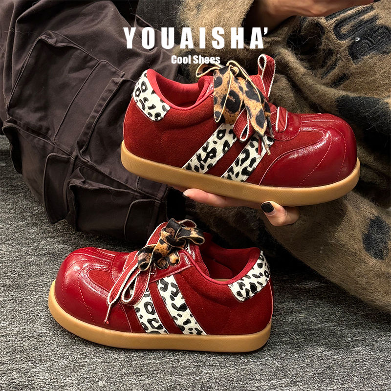 时尚女鞋早秋格调2025新款秋季流行内增高复古百搭豹纹休闲德训鞋
