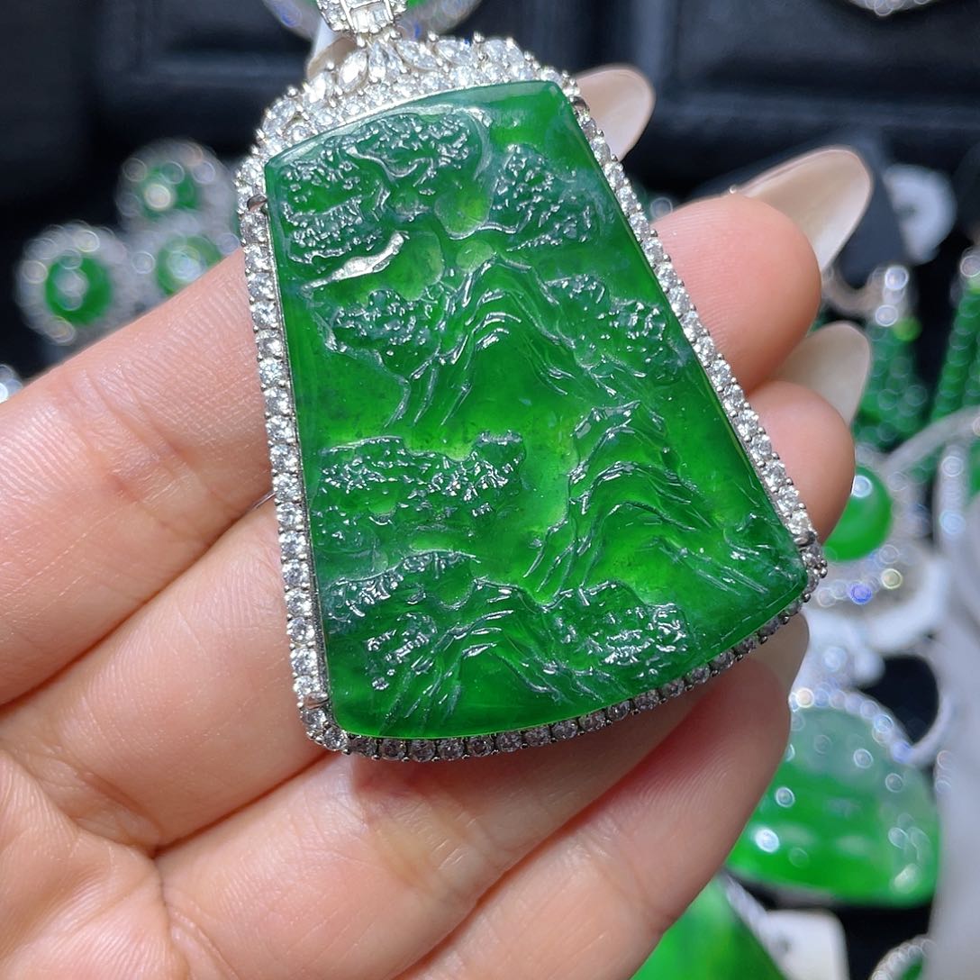 翡翠颈饰银S925镶嵌t****z翡翠