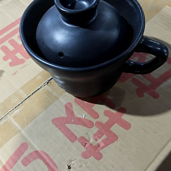 绿泥盘子碗茶壶啥都有