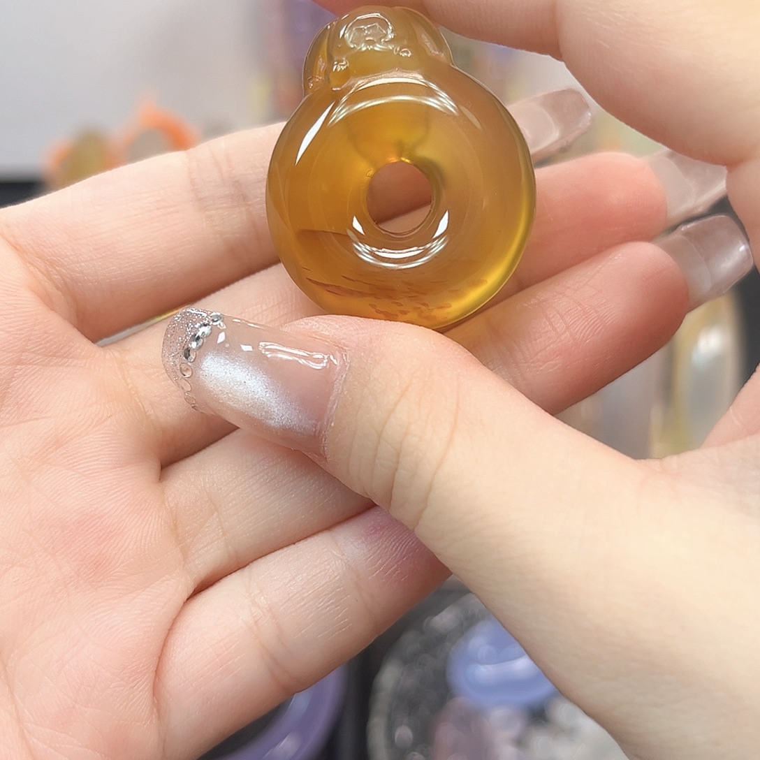 未镶嵌颈饰玛瑙/玉髓