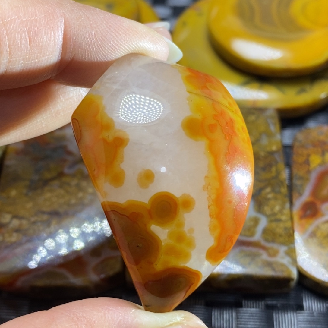 玛瑙/玉髓挂坠未镶嵌