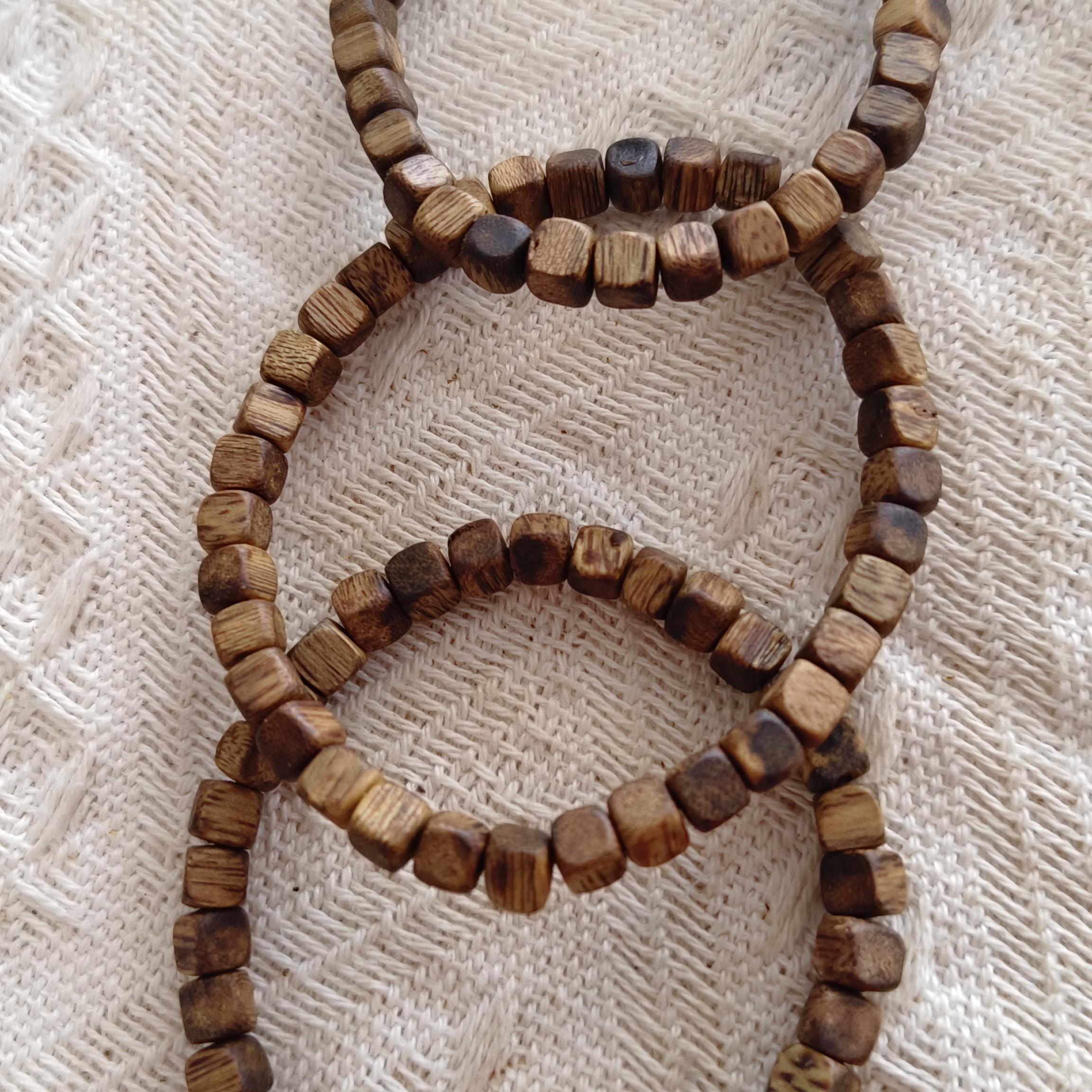 沉香奇楠沉香老料子方糖珠卡5