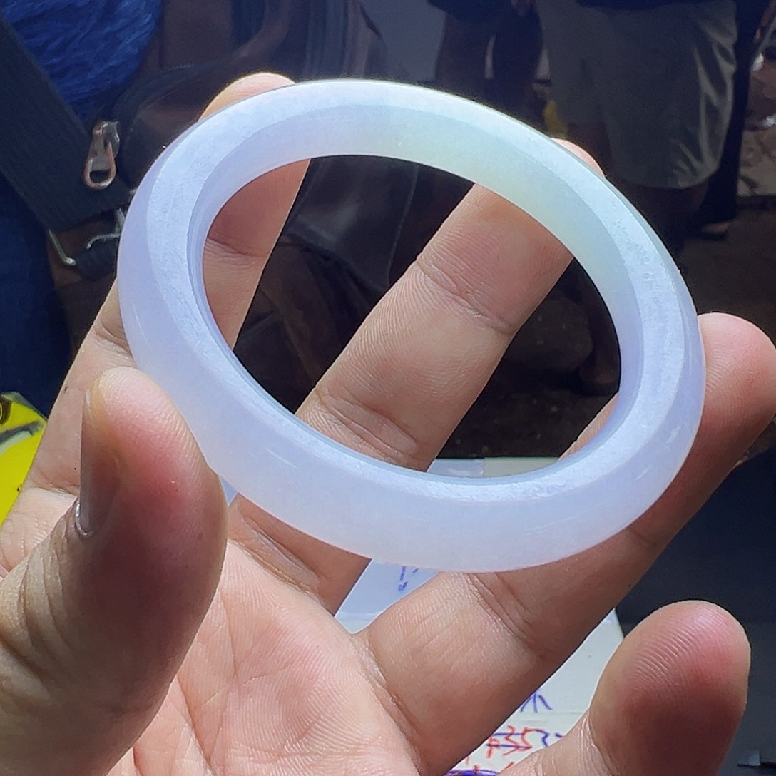 翡翠未镶嵌手镯翡翠手镯