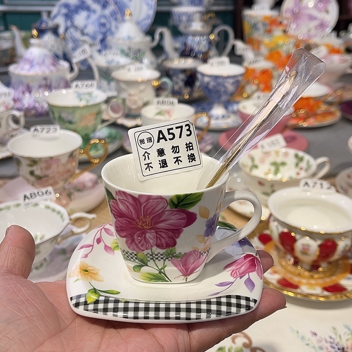 瓷器瓷器瓷器瓷器瓷器瓷器浓缩