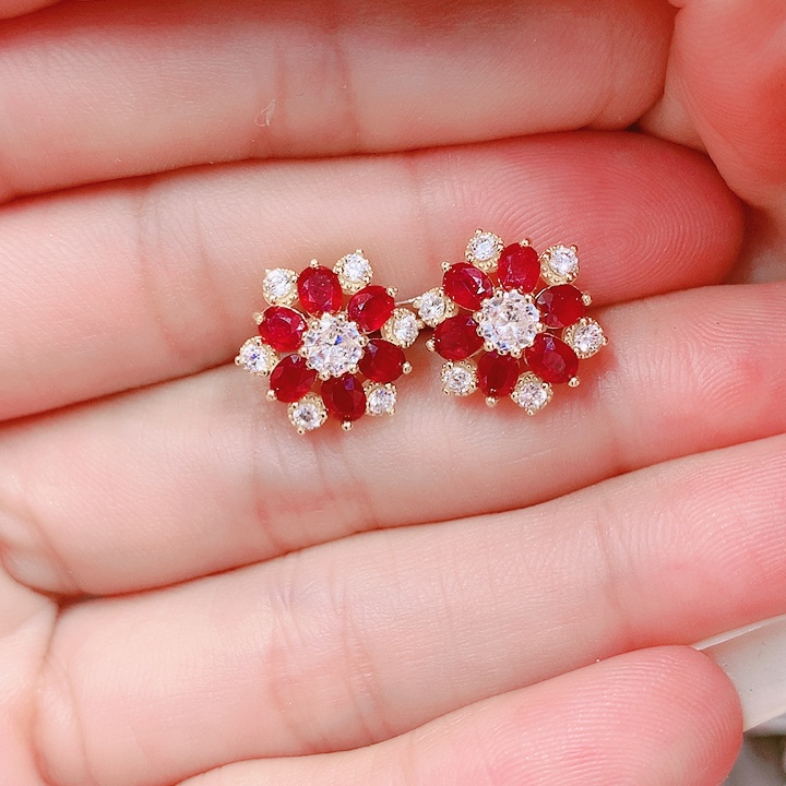 红宝石耳钉银S925镶嵌3✖️4