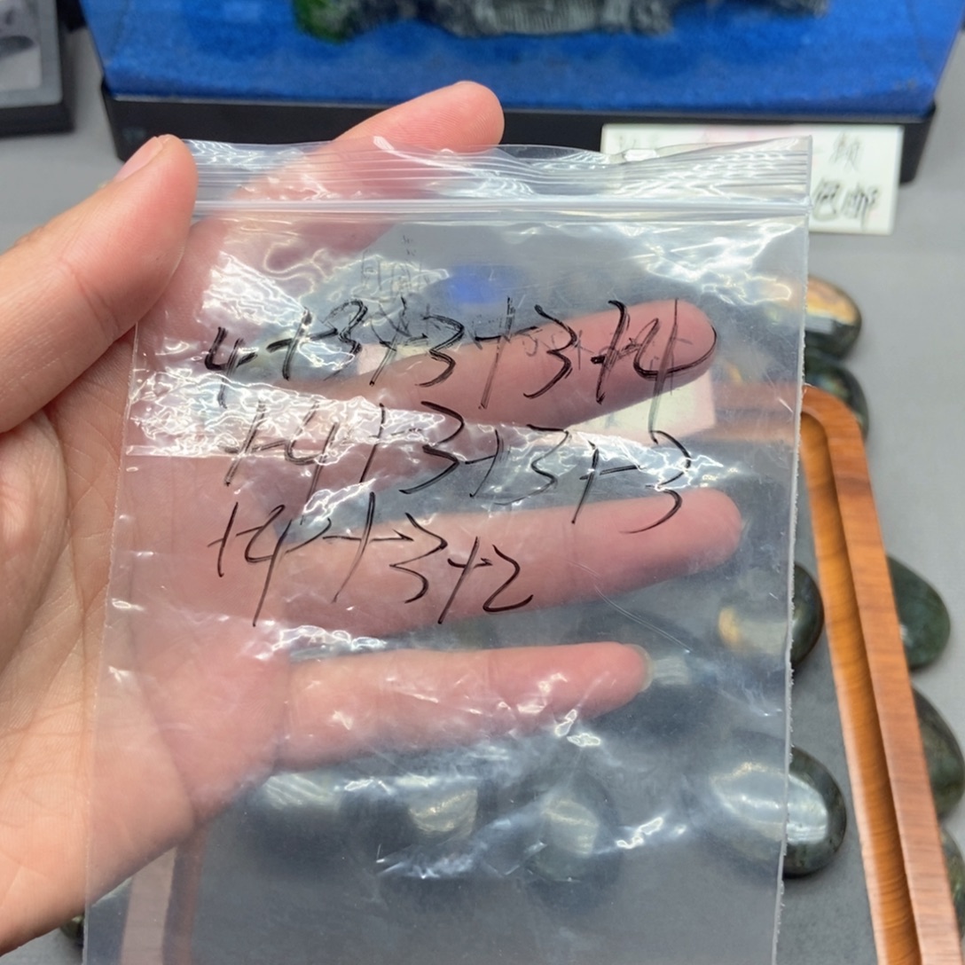 兔***ᵐ紫晶银S925镶嵌颈饰