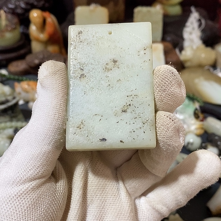 豫***槃和田玉（糖玉）未镶嵌颈饰