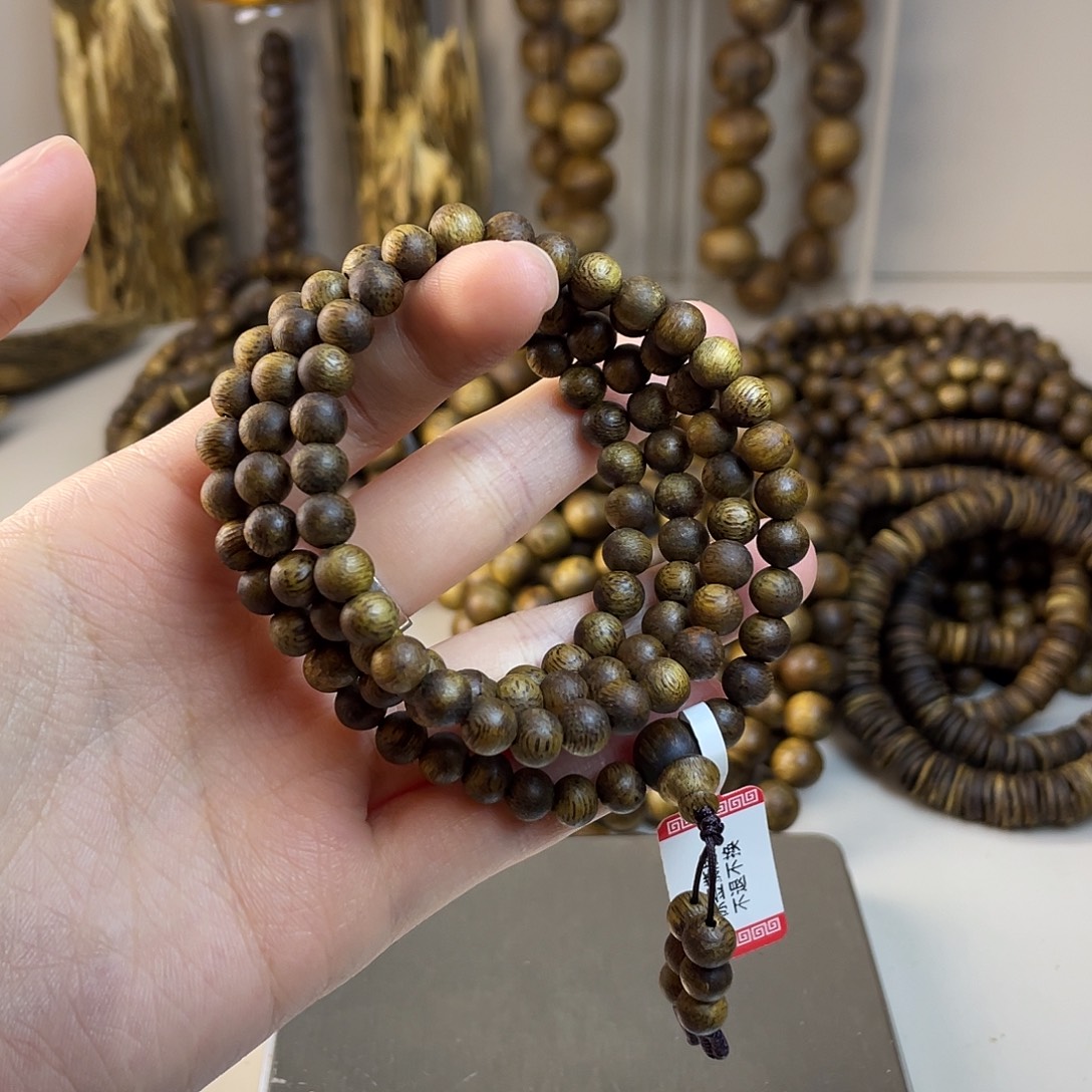 边***天沉香沉香碎屑卡6 11克