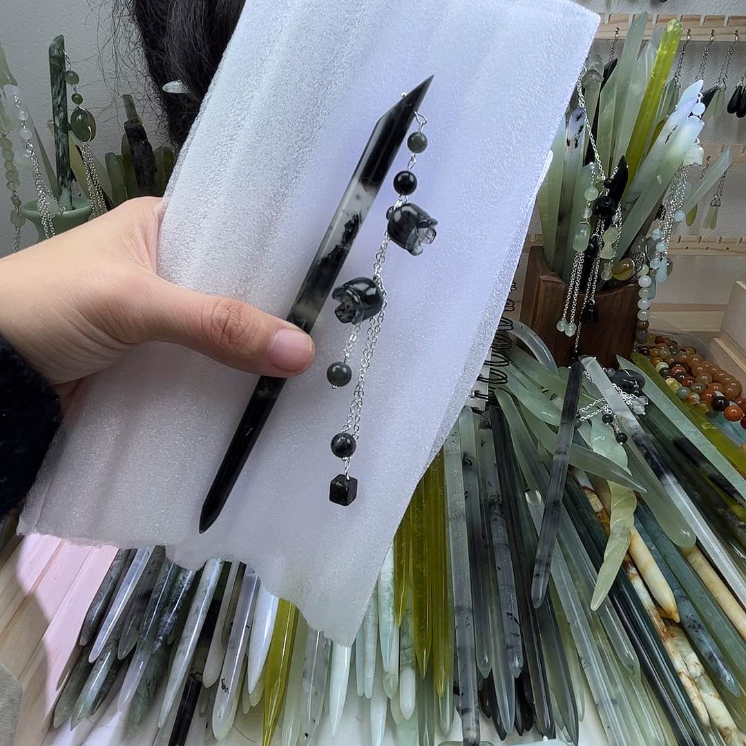 蛇纹石玉发饰未镶嵌