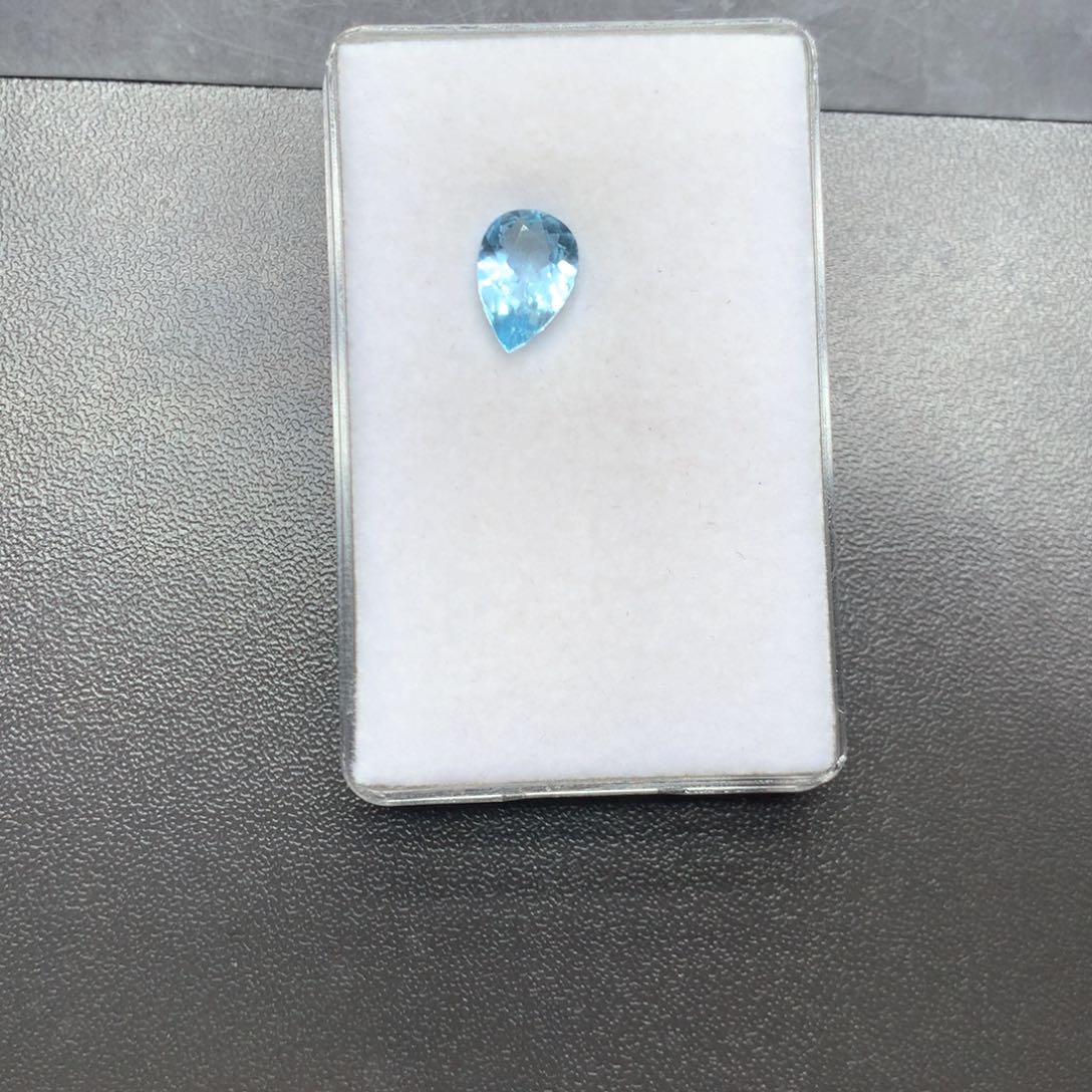 海蓝宝石裸石未镶嵌