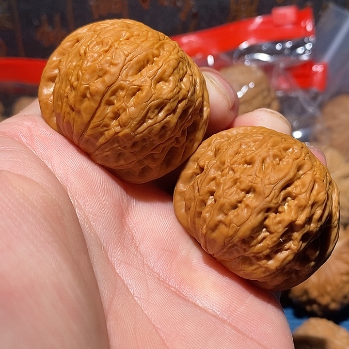 桃核吊坠铁锤妹妹