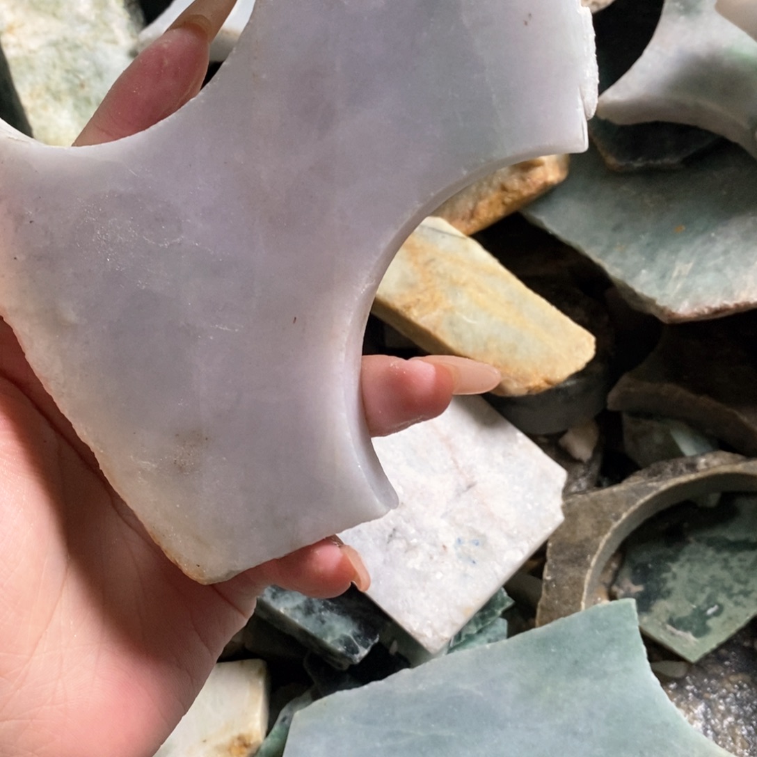 颈饰未镶嵌翡翠天然翡翠