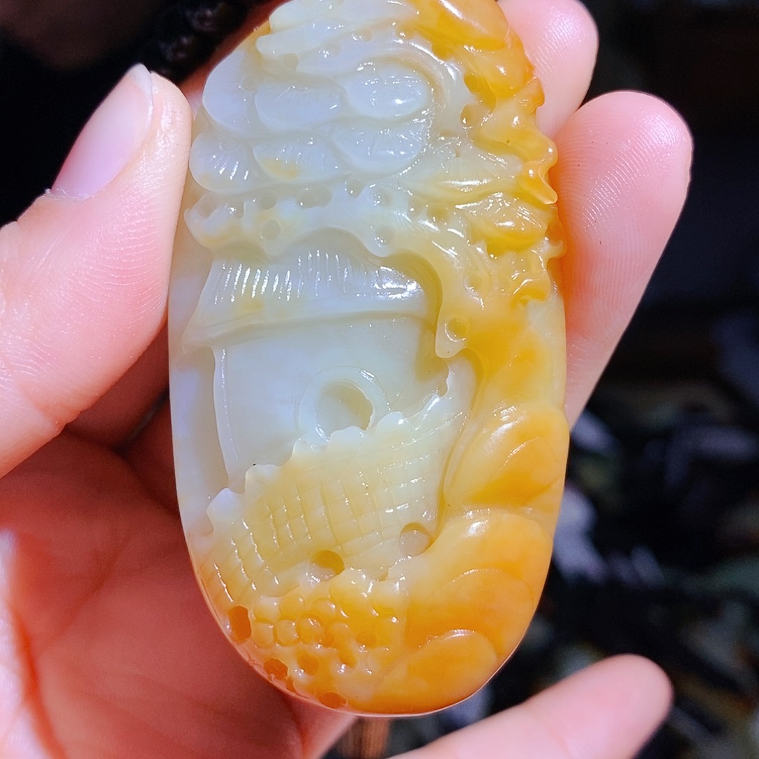 和田玉颈饰未镶嵌