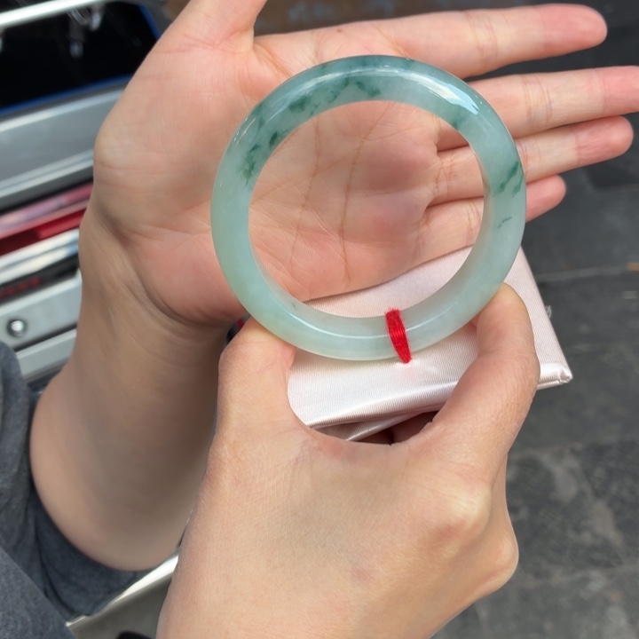 静***之翡翠未镶嵌手镯58.4圈口