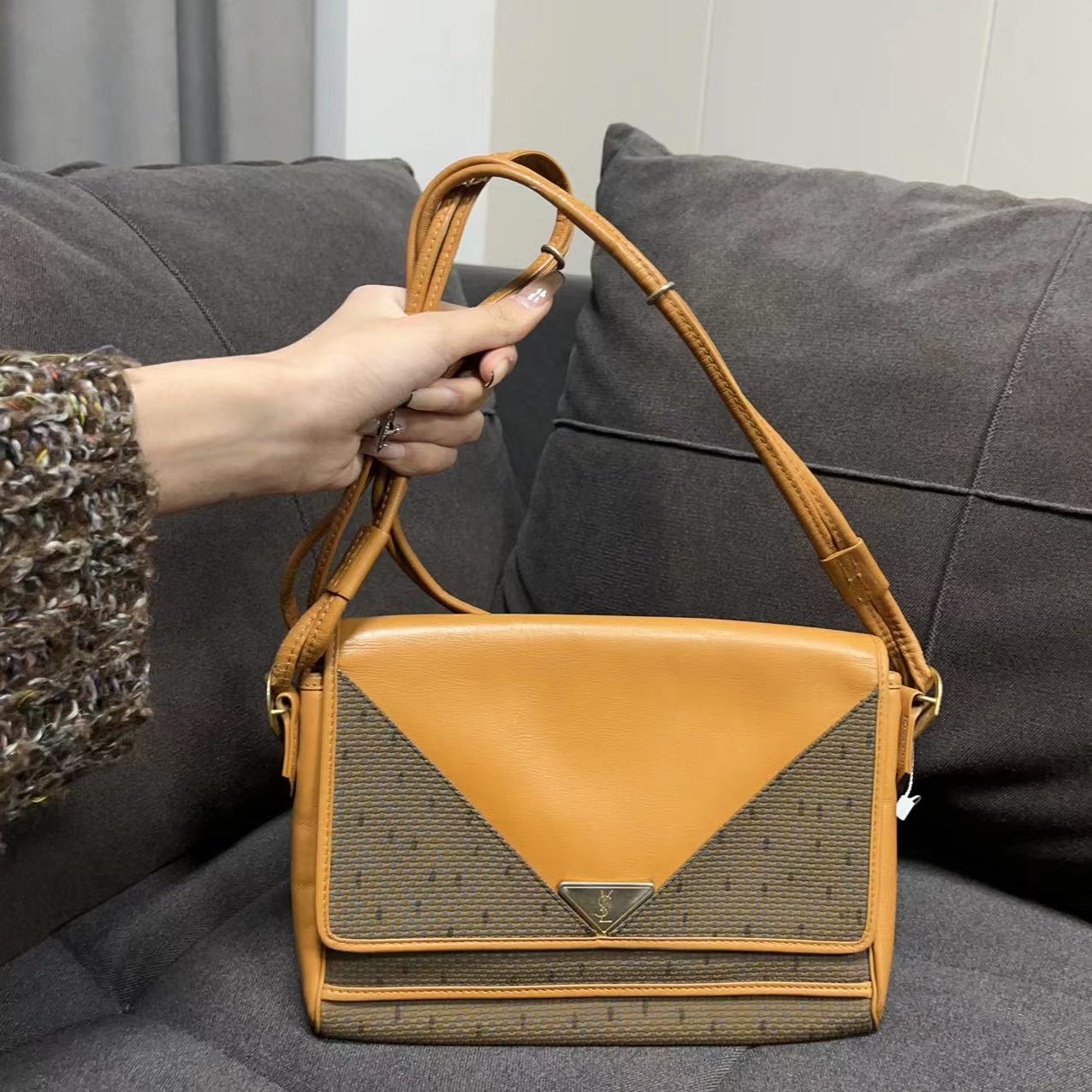 90新 YSL/圣罗兰 兔兔奢G专属/圣罗兰斜挎包/240304083