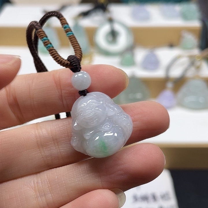 翡翠未镶嵌颈饰天然翡翠佛公39号