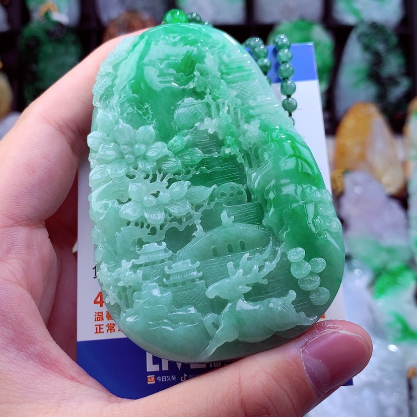 【闪购商品】翡翠颈饰未镶嵌挂件