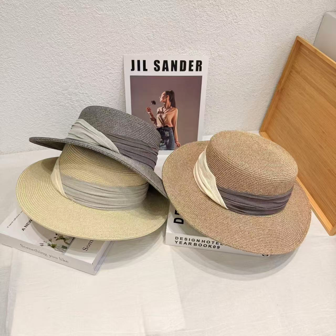 高级感度假休闲日常穿搭宽沿边编织平顶帽女士