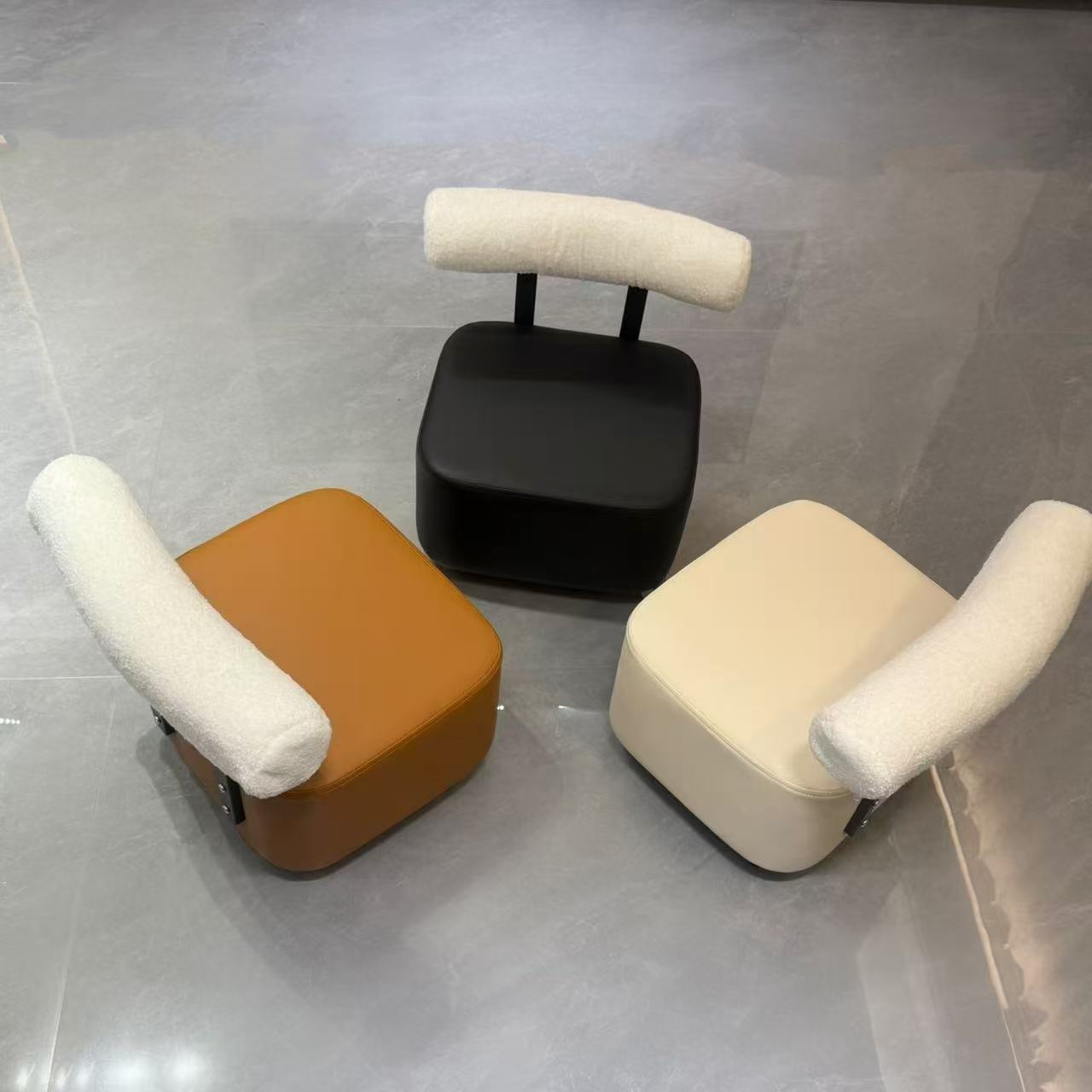 轻奢风大师设计创意儿童凳滑轮椅简约小户型网红ins休闲溜溜椅