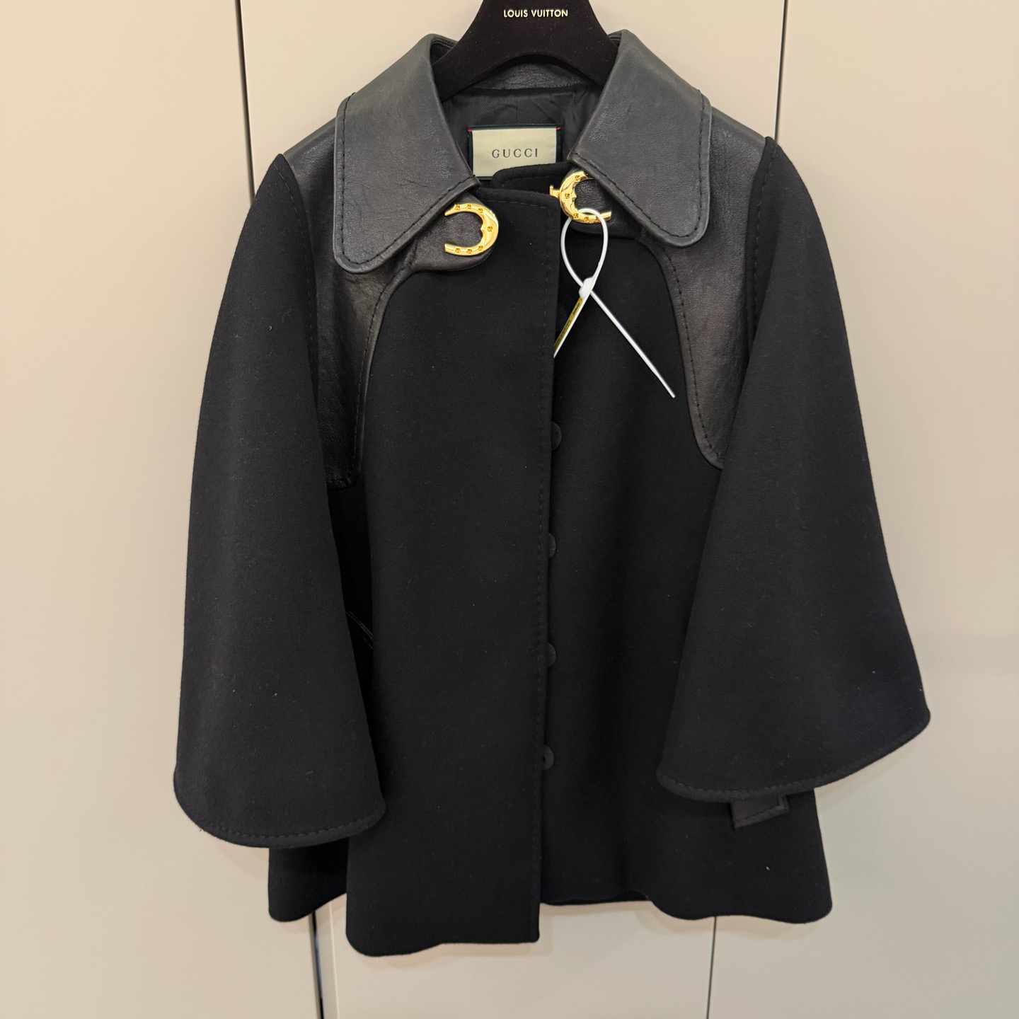 99新 GUCCI/古驰 38码/gucci古驰羊毛拼皮斗篷/