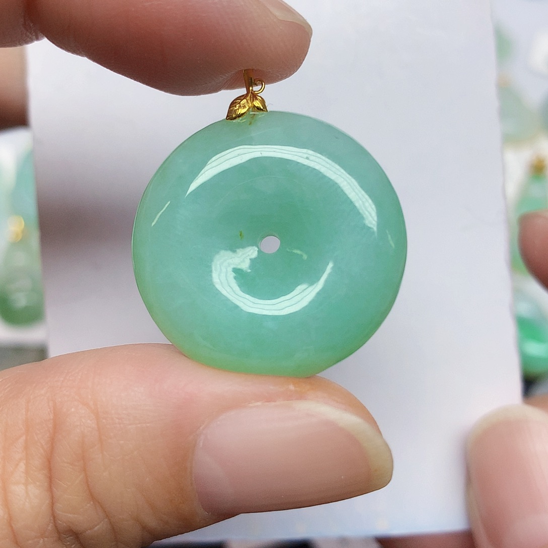 翡翠18K金镶嵌颈饰4589975