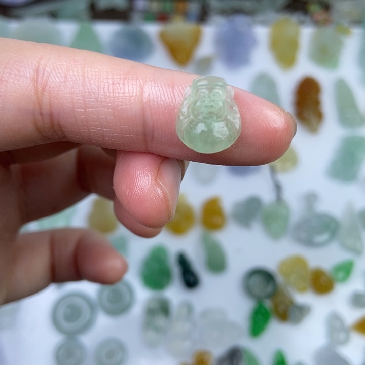 定制翡翠未镶嵌财