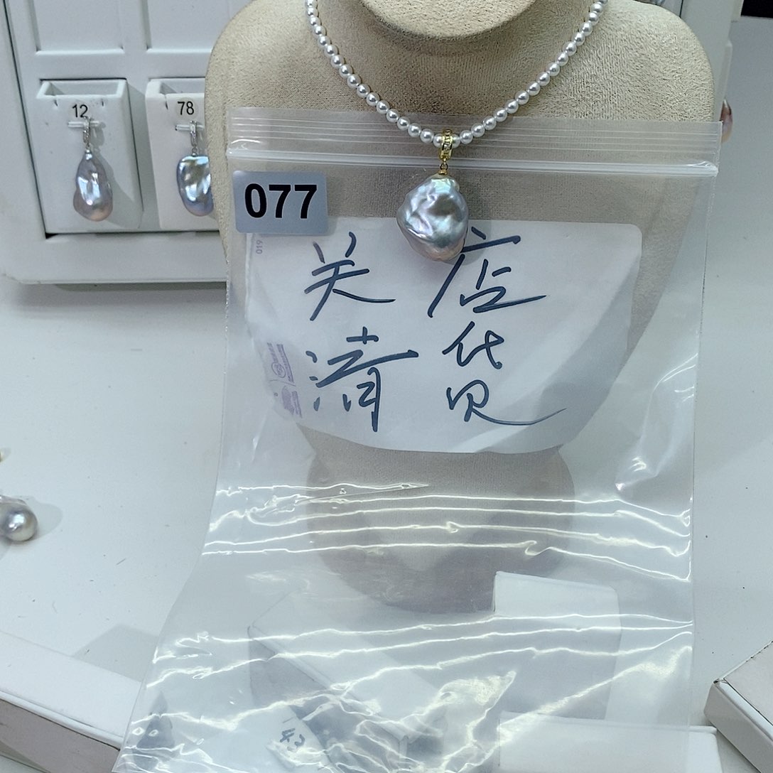 淡水珍珠颈饰合金