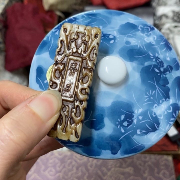 摆件中古工艺品一件