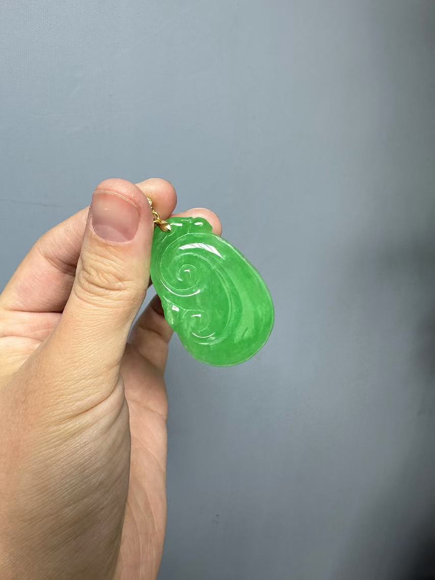 高货绿色如意吊坠