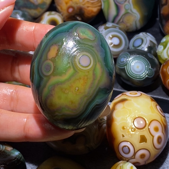 玛瑙/玉髓未镶嵌珠宝奇石132